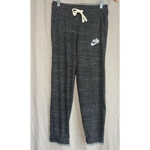 Nike Sportswear NWT Gym Crop Pants Womens Heather Gray New Size X-Small